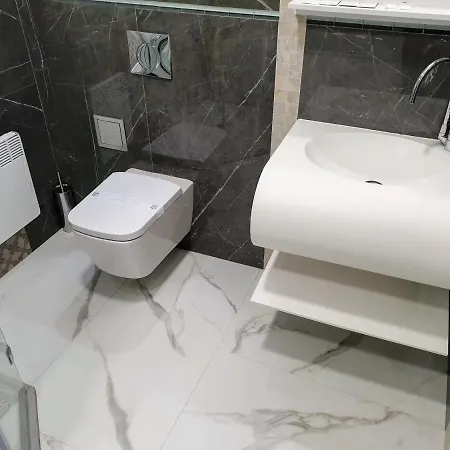 централ * סטרה זגורה