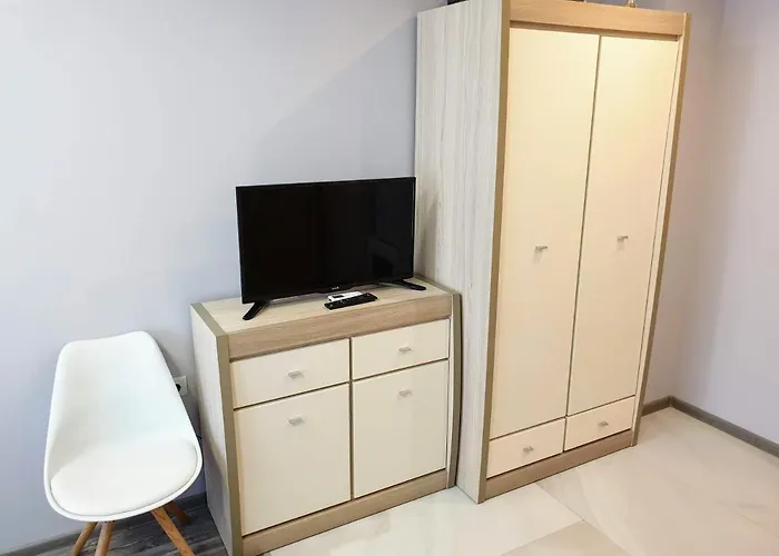 Хотел централ *