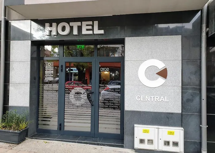 централ Хотел *